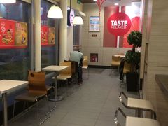 大堂-肯德基(孝陵卫地铁站店)