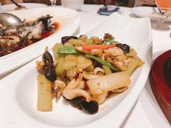 -万龙洲海鲜(大兴绿地缤纷城店)