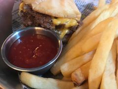 -COMMUNE幻师(上邦百汇城店)