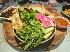 -鱼窝棚柴火铁锅炖(富山屯店)