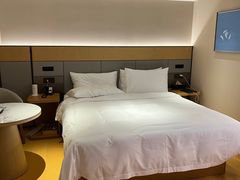 -全季酒店(重庆李子坝牛角沱地铁站店)