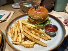 -龙治汉堡(中华城店)