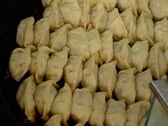 -黄阿姨锅贴大王(万航渡路店)