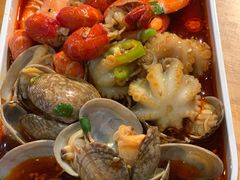 -华府九号海鲜烧烤大排档(龙域店)