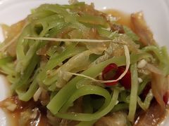 凉拌海蜇-董厨煨汤馆(车站路店)