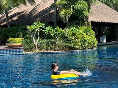 -三亚湾海居铂尔曼度假酒店