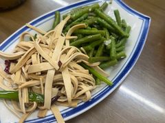 -鲁南仔·滕州炒鸡(经三路店)