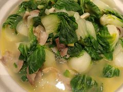 -香山湖家家宴(中山陵店)
