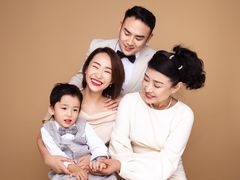 -iF摄影•全家福•证件照•形象照(南山店)