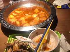 -胖哥俩肉蟹煲(湖滨银泰in77店)