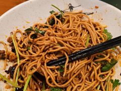 -重庆鸡公煲·青锅花椒鱼(牡丹江路店)