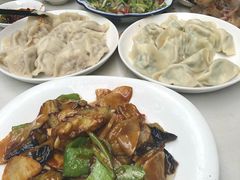 -周家大连水饺(美专校街店)