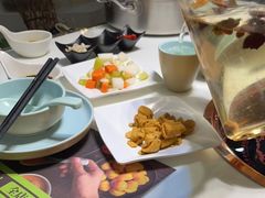 -洪氏嗨捞·猪肚鸡火锅(阳光天地店)