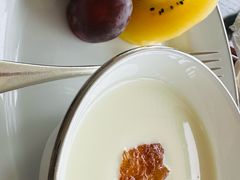 姜撞奶桃胶拼岭南佳果-广州柏悦酒店·悦景轩·粤菜餐厅