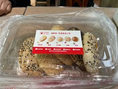 惠山油酥饼-新万鑫银丝面·非遗无锡味(惠山古镇店)