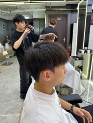 -藤野造型烫发染发