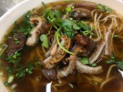 -小马牛肉面·牛骨熬制(南京博物院店)