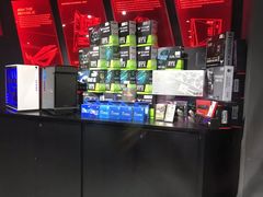 -ROG玩家国度(美罗城店)