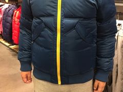 -枫叶小镇奥特莱斯