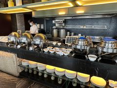 -唐拉雅秀酒店-西锦汇空中BBQ·思创餐厅