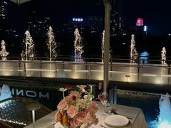 -MONICH牛排融合餐厅(和义大道购物中心店)