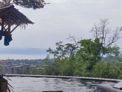 -七彩云南古滇温泉山庄