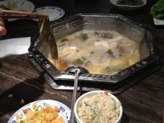 -佬土鹅肠火锅(解放路店)
