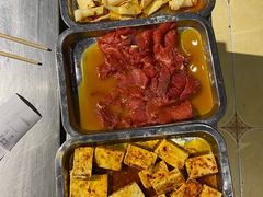 -胡四哥特色火盆烧烤(总店)