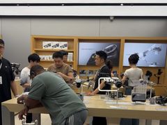 -DJI大疆(深圳华强北曼哈授权体验店)