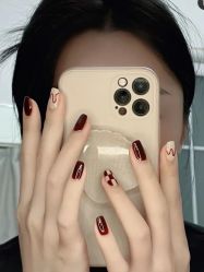 -苏彩·皮肤管理美甲美睫