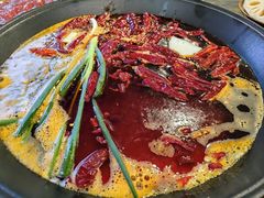 -黄潇洒老火锅(九眼桥宏济巷店)