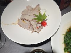 -吴越荣记苏州菜·松鼠桂鱼100%活鱼现做(斜塘老街店)