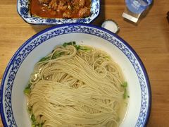 秃油黄-朱洪元苏式面馆(绿宝广场店)