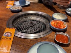 -明洞阿姨·韩式酱蟹烤肉·创意料理(三元桥店)