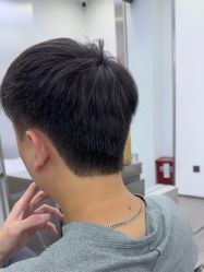 -首脑美发沙龙