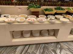 自助调料区-台州金字华美达酒店自助餐厅