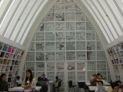 -钟书阁(松江泰晤士小镇店)