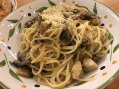 -萨莉亚意式餐厅(新洲家乐福店)