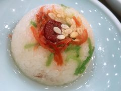 -侬佳蒸菜馆(听潮店)