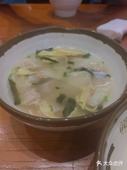 龍堂蟹黄小笼包(万家丽店)手包小馄饨图片