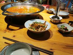 -老凯俚酸汤鱼(鸿通城店)