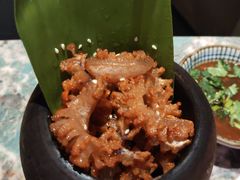 炸猪皮-浩海火燒雲傣家菜(芮欧百货店)