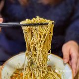 梭子蟹粉面独此一家[调皮]｜百年老字号『裕兴记』