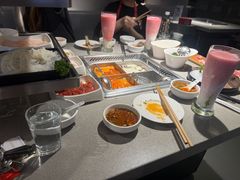 四宫格汤底-海底捞火锅(油麻地店)