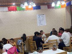 -乡土特色.冷锅鱼.牦牛肉汤锅