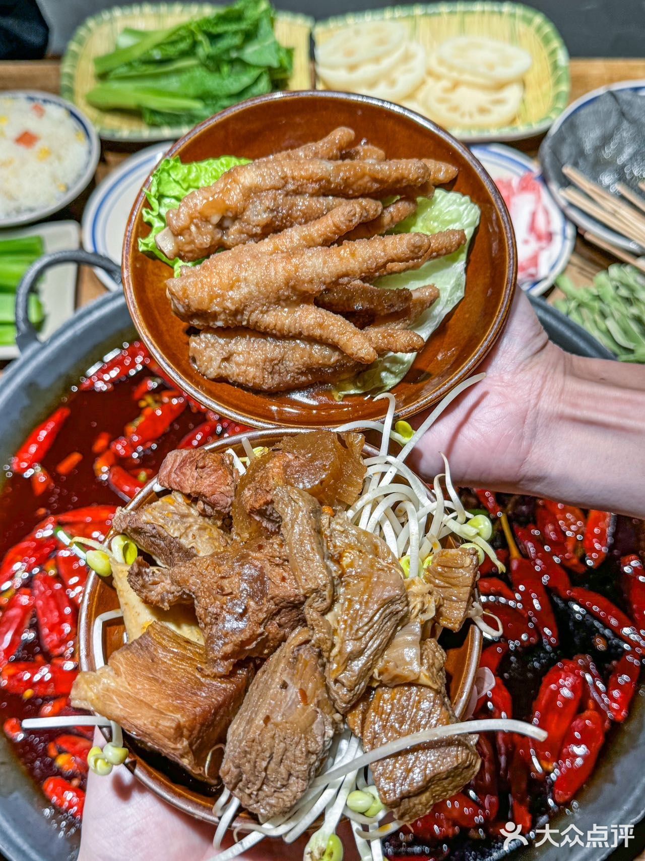 听我一句劝！来成都必吃这家老火锅！ 