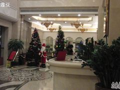 大堂的侧景-维也纳酒店(深圳大学城店)