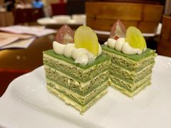 -广州中心皇冠假日酒店·百粤楼