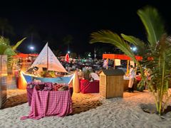 -亚龙湾希尔顿自助餐厅·海鲜·烧烤·沙滩BBQ·现场乐队