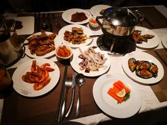 -领鲜活海鲜榴莲自助火锅(东门店)